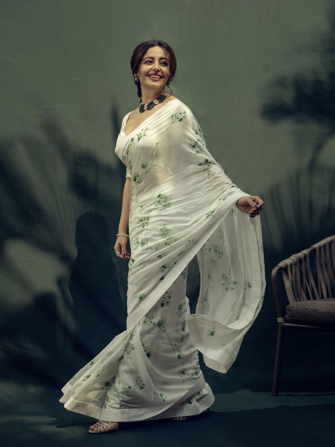 neha pendse white floral digital print saree