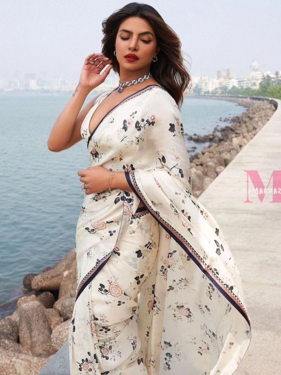 priyanka white flower saree