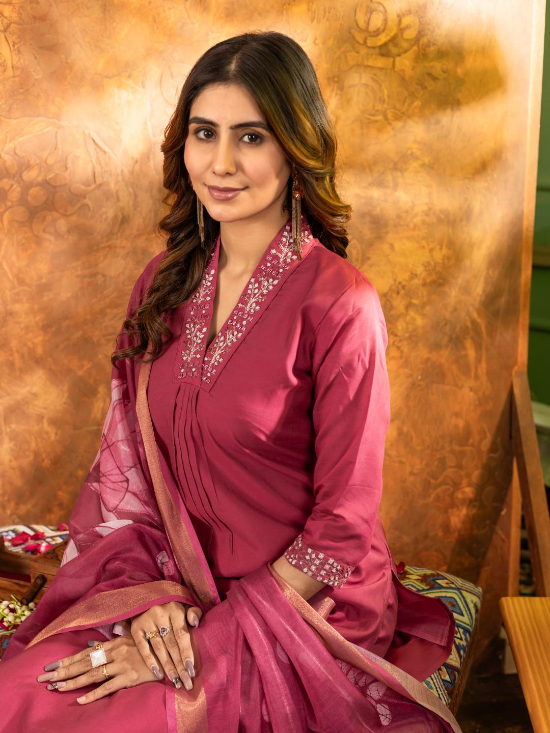 spiffy straight kurti pant dupatta set