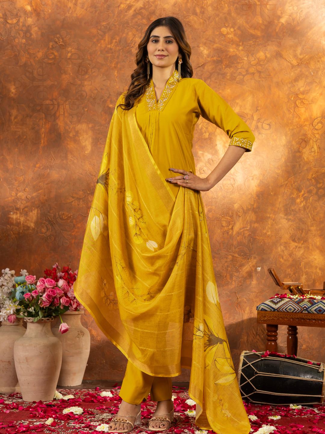 spiffy straight kurti pant dupatta set