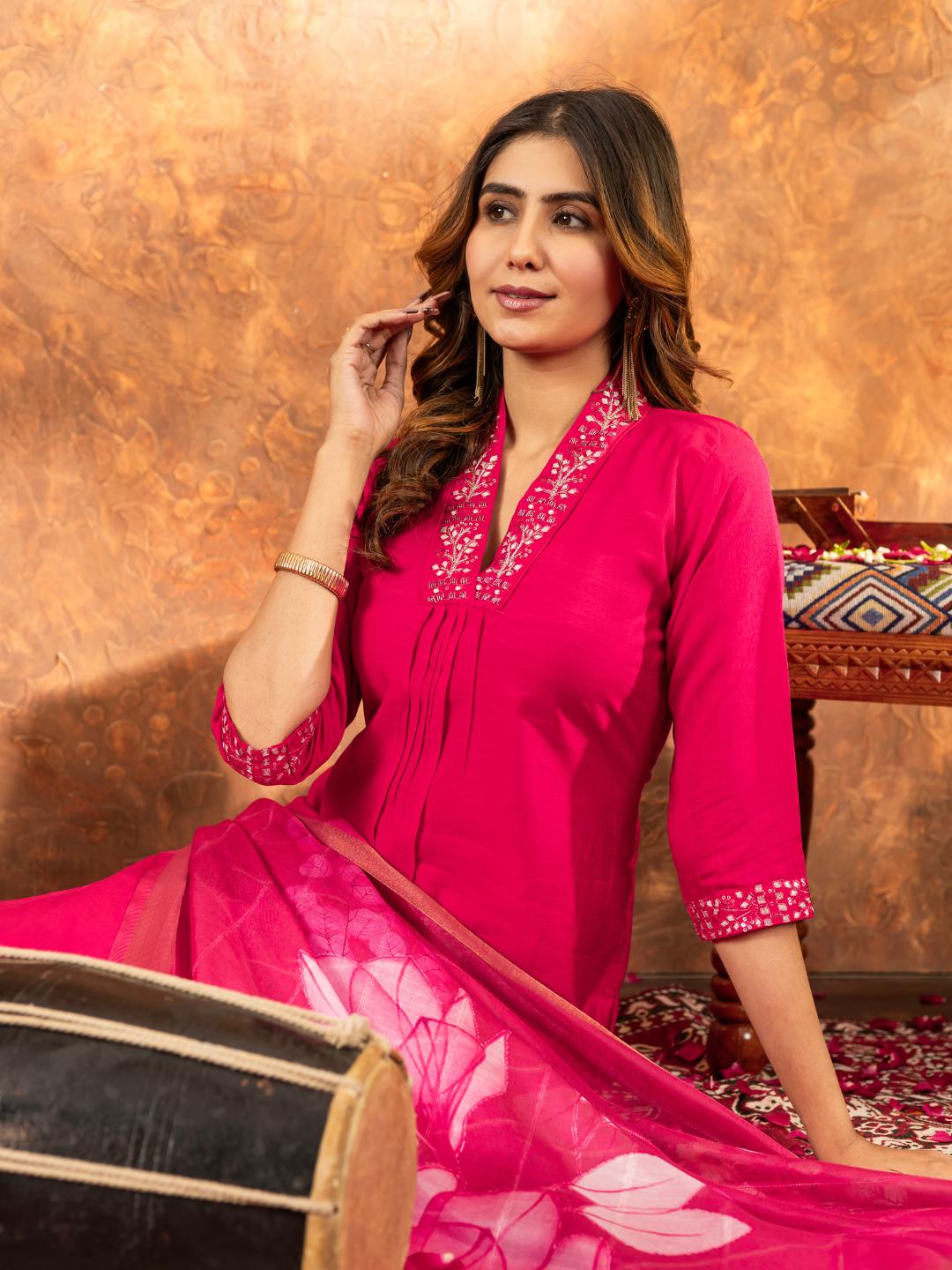 spiffy straight kurti pant dupatta set