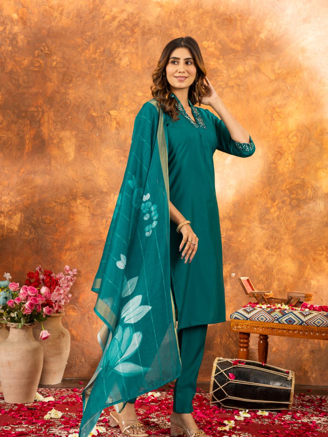 spiffy straight kurti pant dupatta set