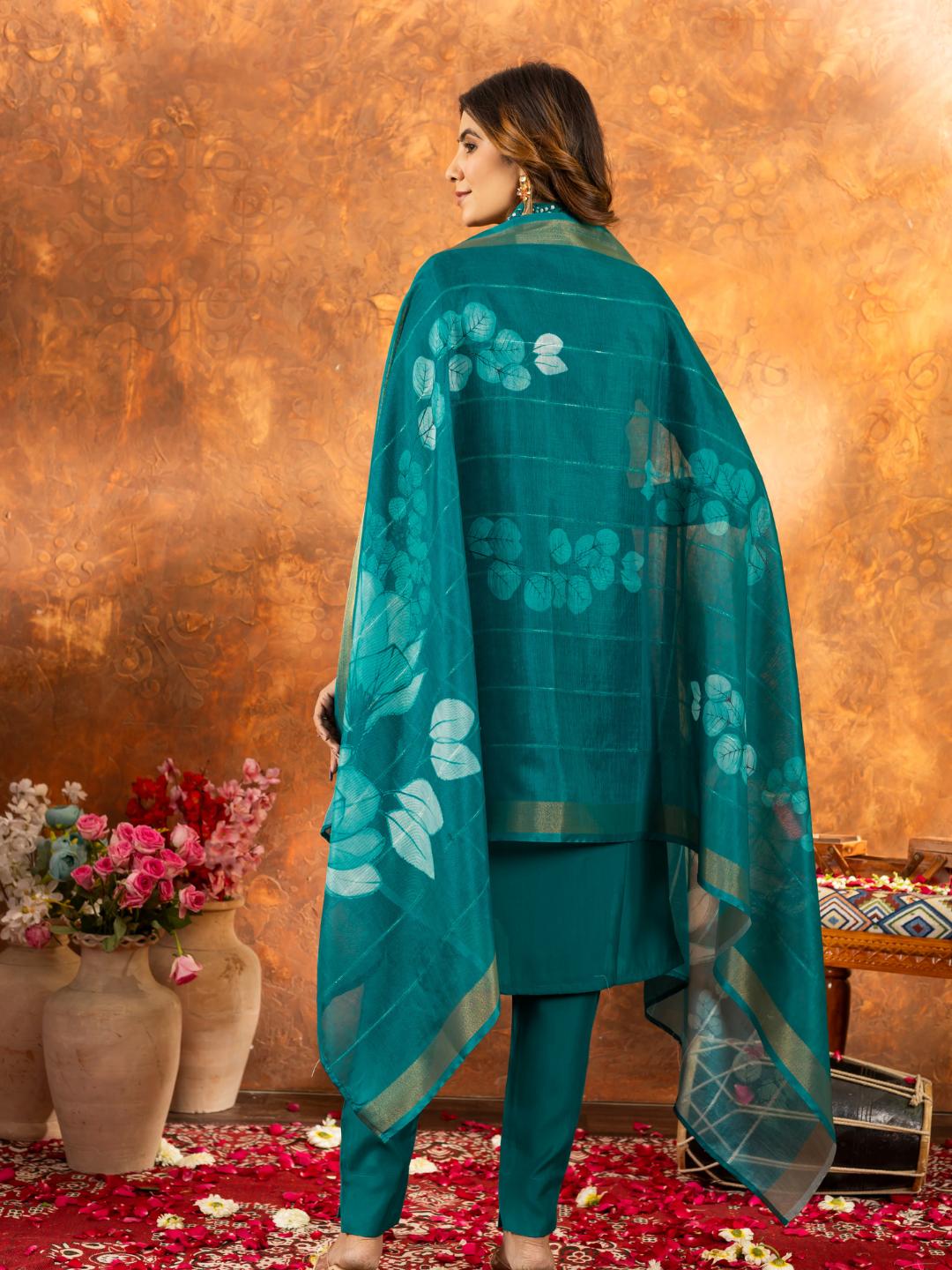 spiffy straight kurti pant dupatta set