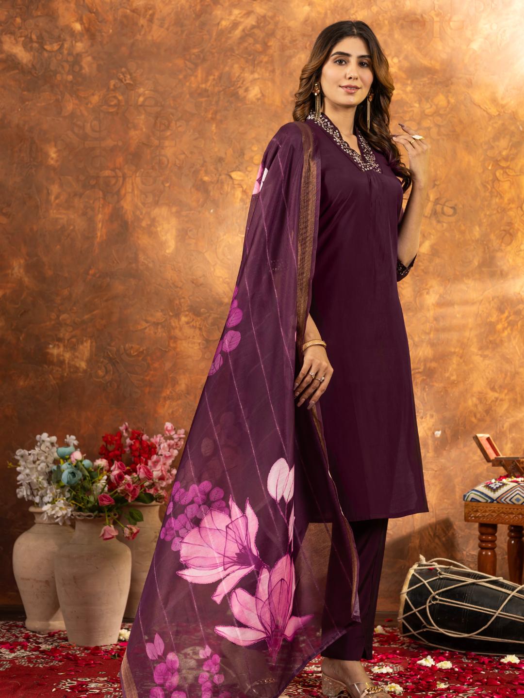 spiffy straight kurti pant dupatta set
