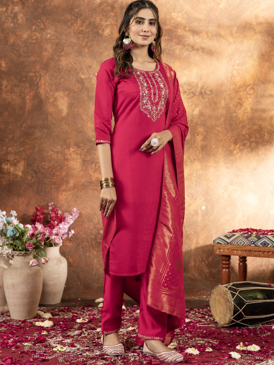 snappy straight kurti set for women with dupatta & pant
