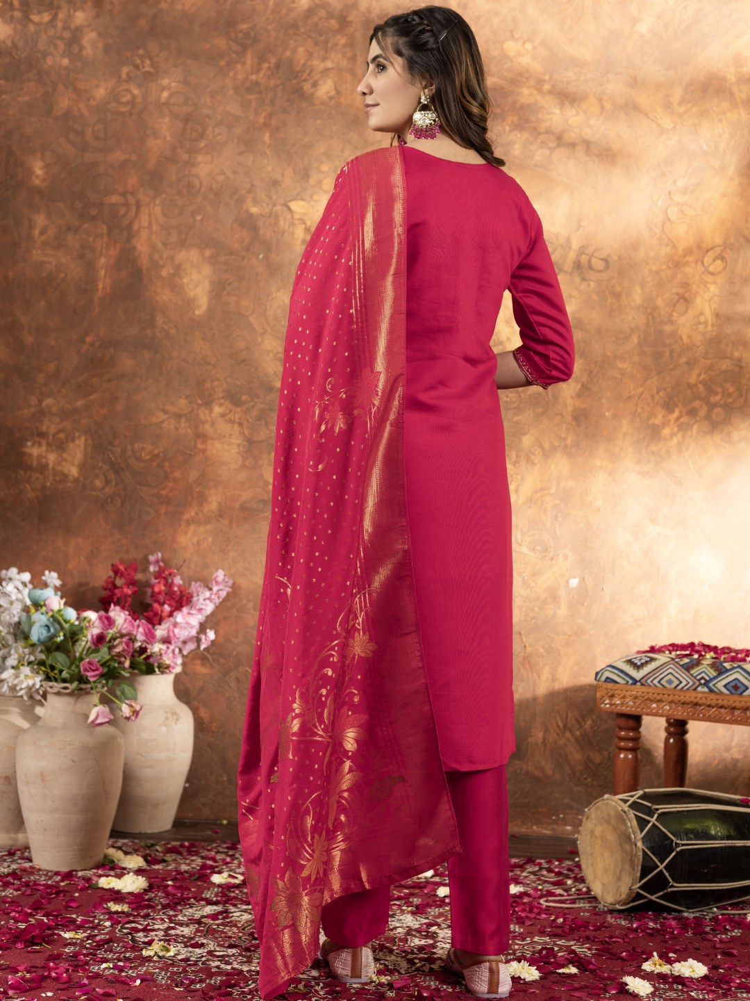 snappy straight kurti set for women with dupatta & pant