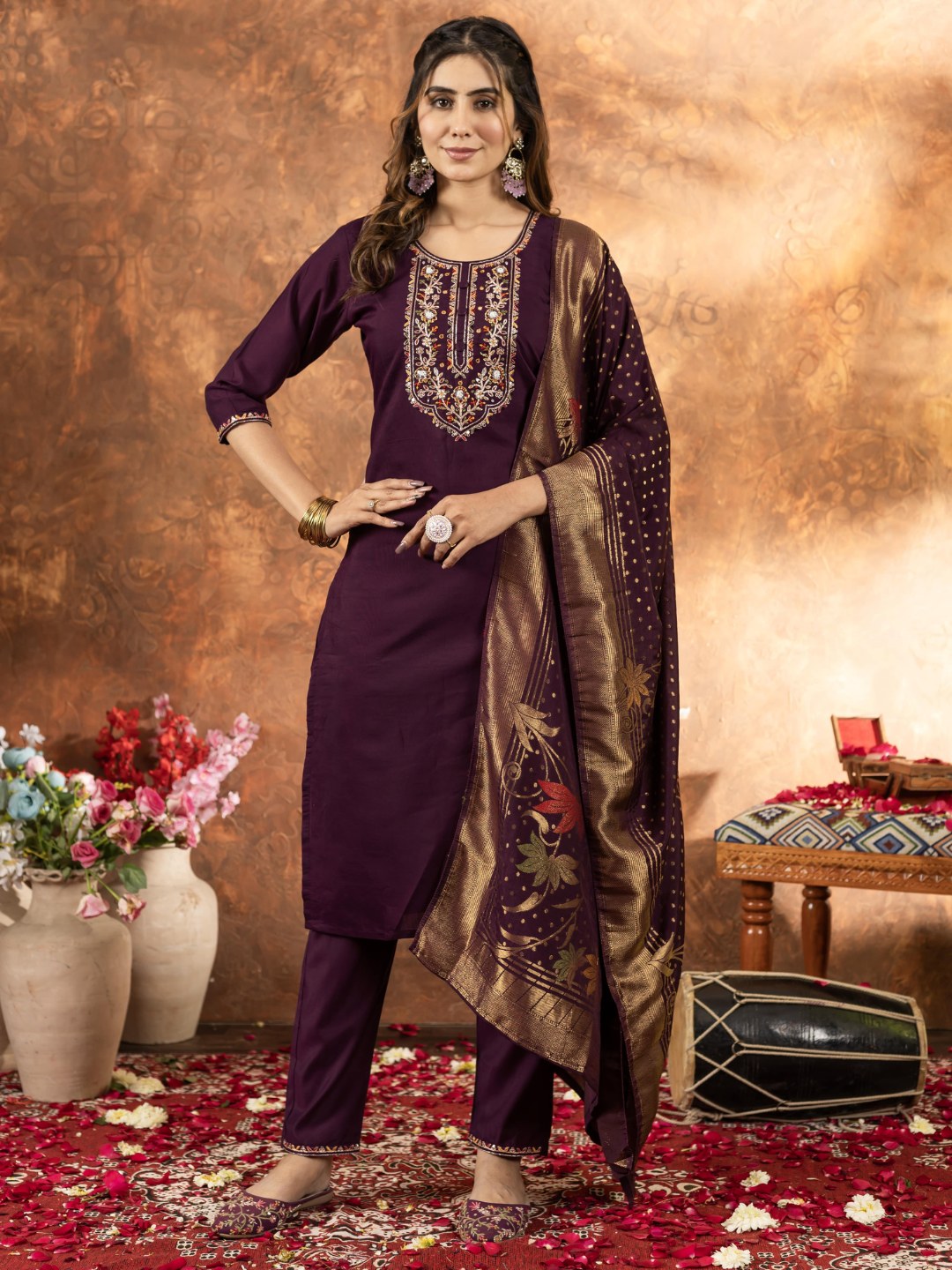 full look of straight kurti set for women featuring coordinated pant and dupatta – flip the style
