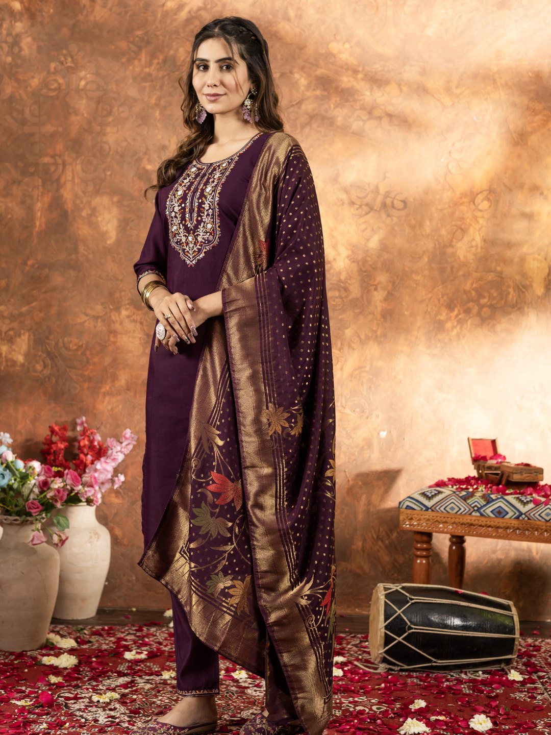 snappy straight kurti set for women with dupatta & pant