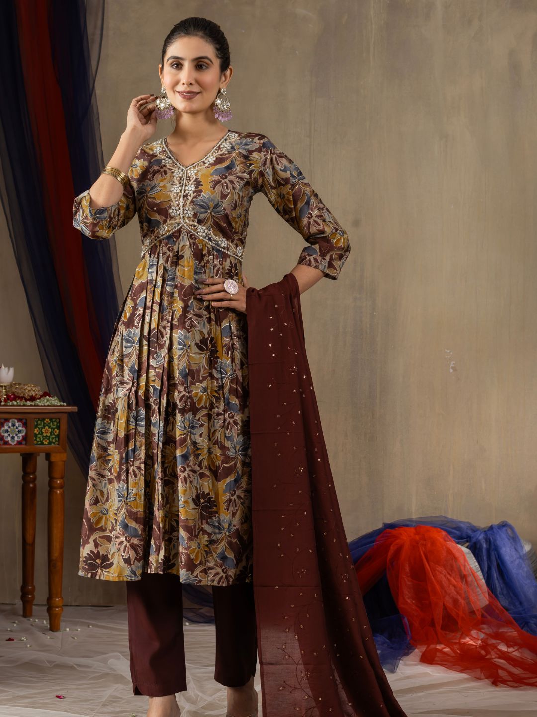 disseminate embroidered straight kurti pant dupatta set for women