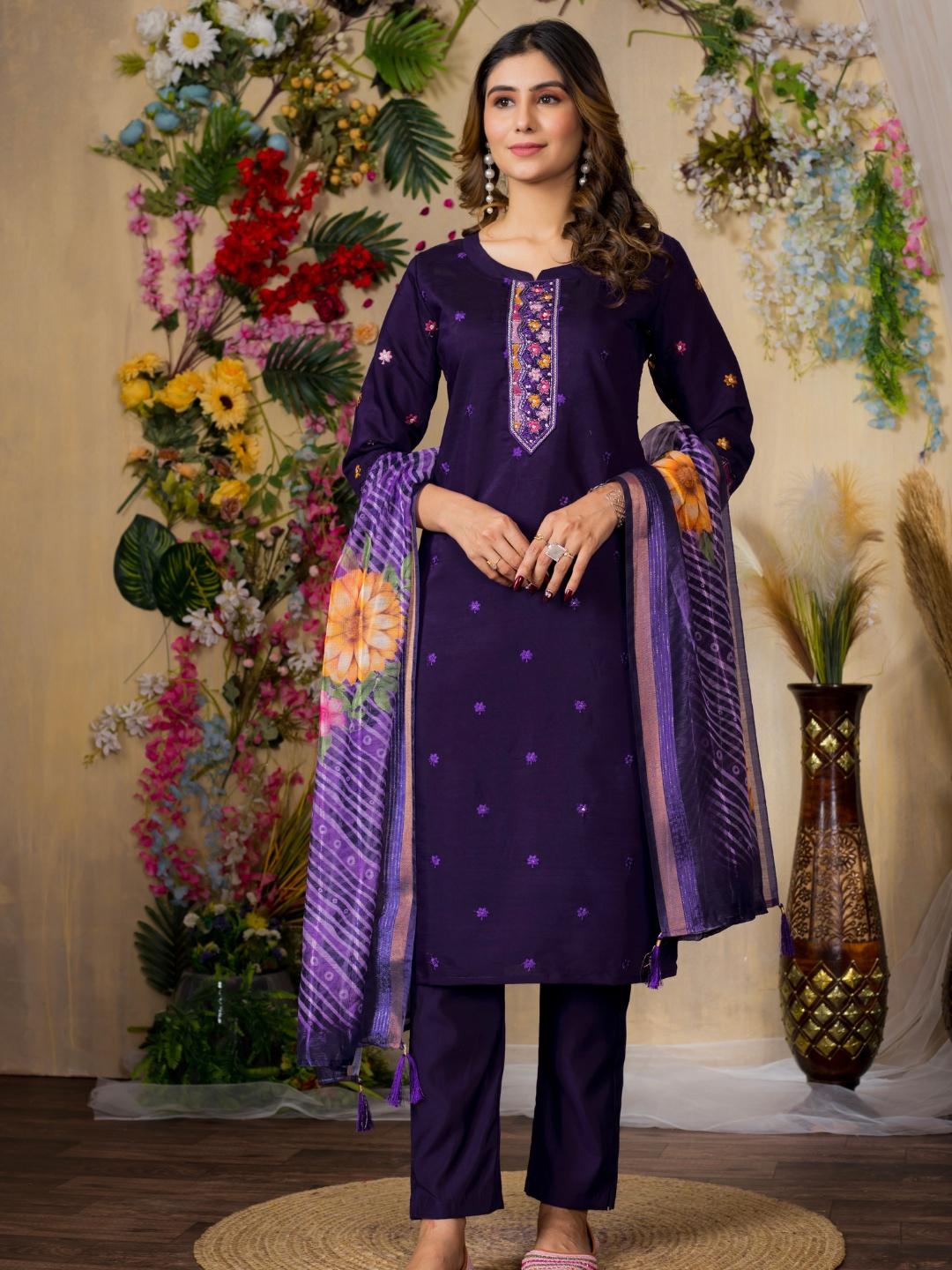 the essence of elegance – kurti pant set