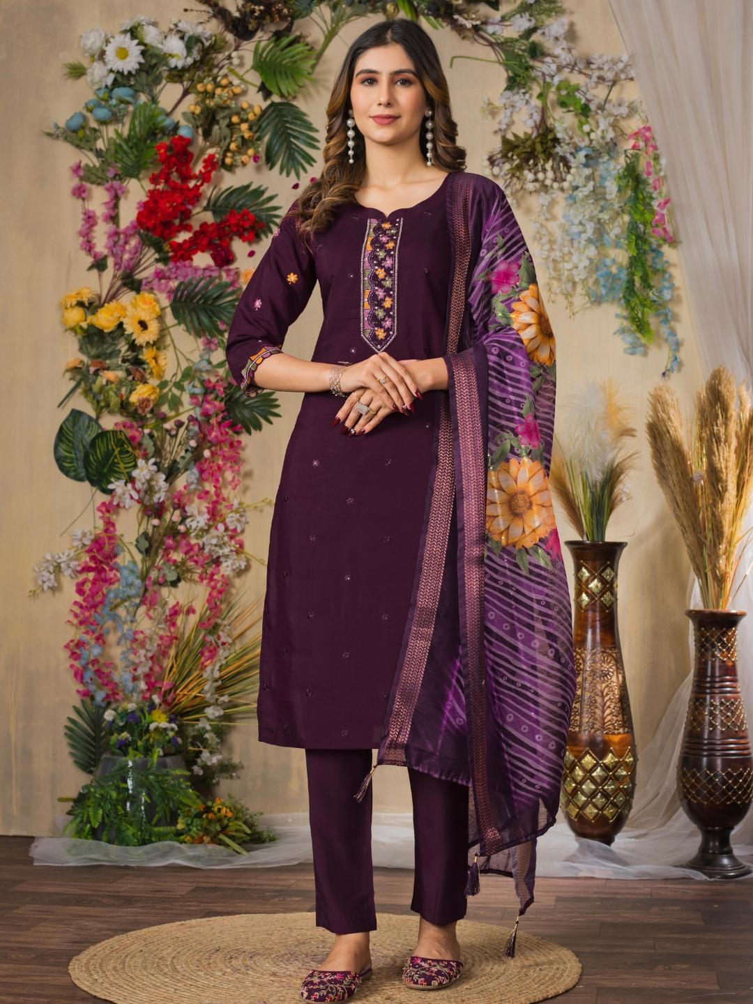 the essence of elegance – kurti pant set