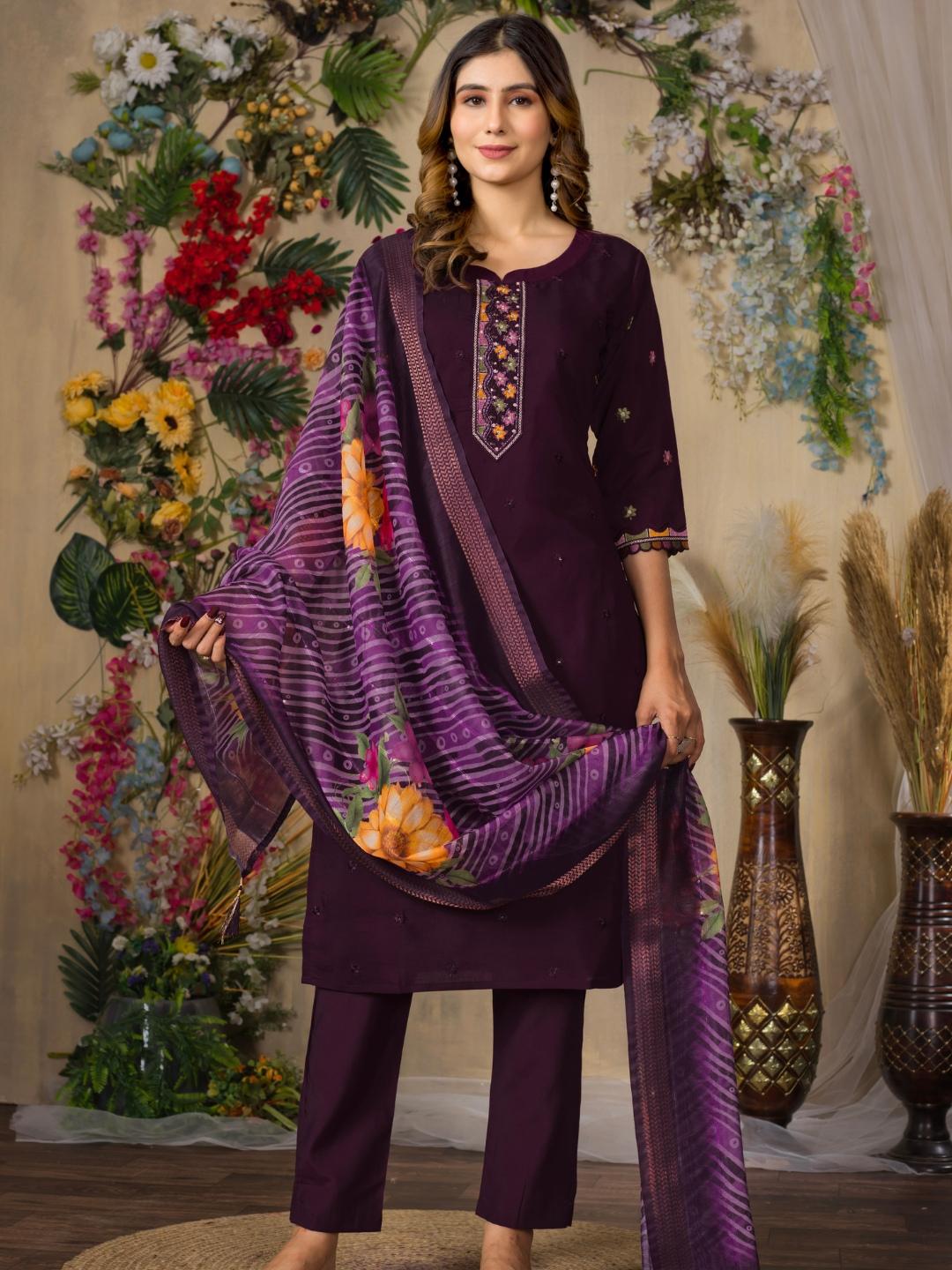 the essence of elegance – kurti pant set
