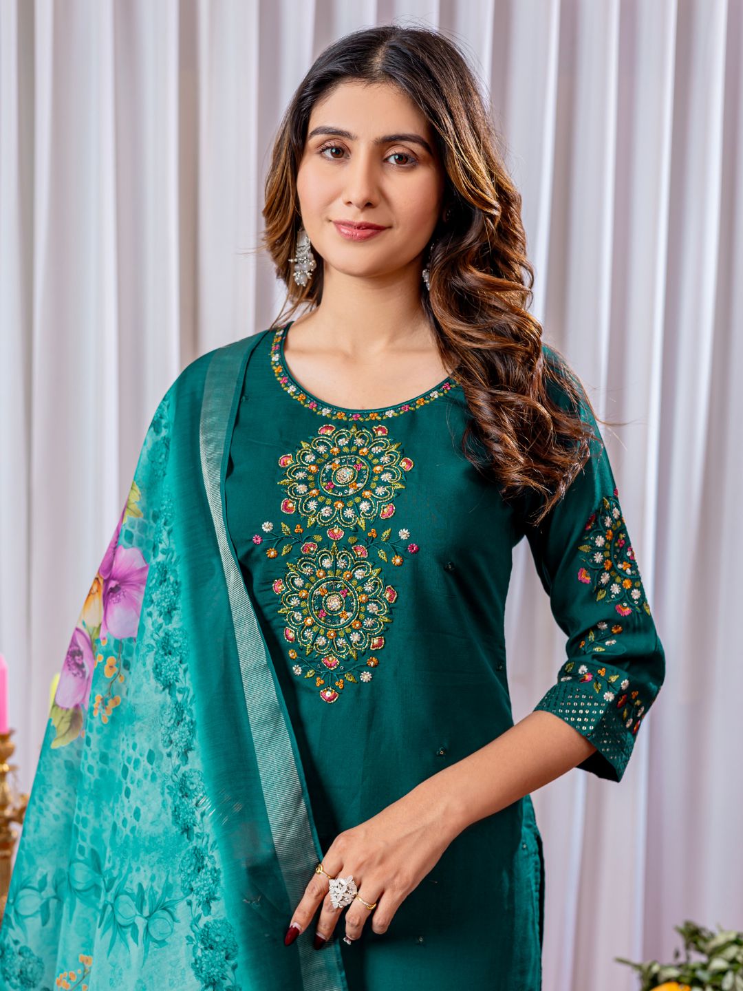graceful viscose silk kurti pant dupatta set
