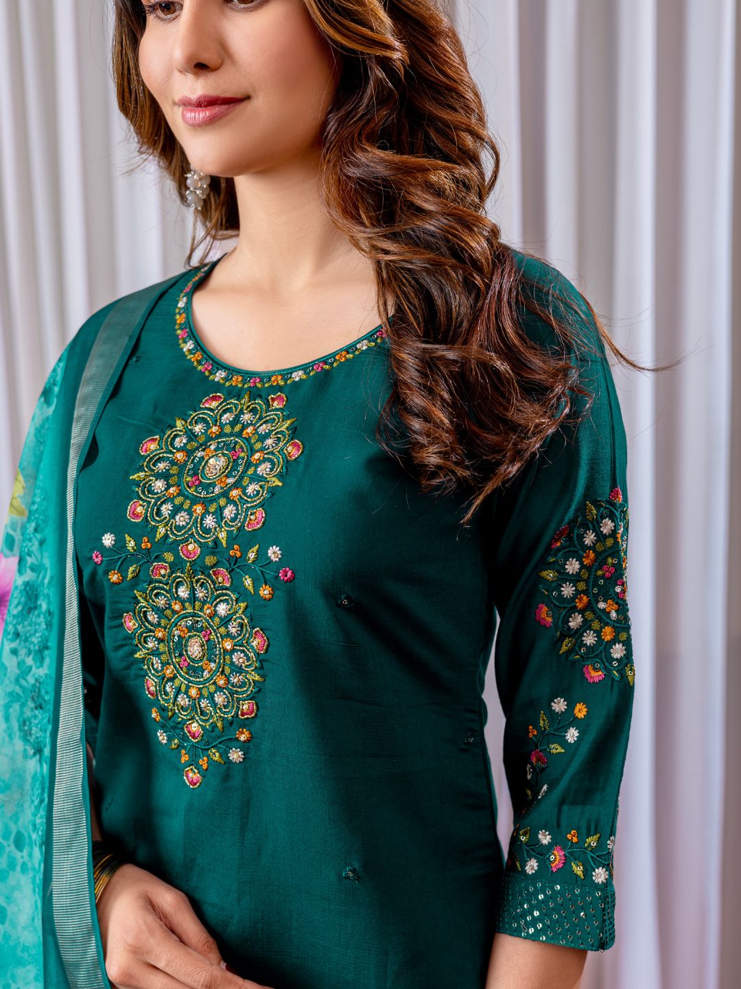 graceful viscose silk kurti pant dupatta set