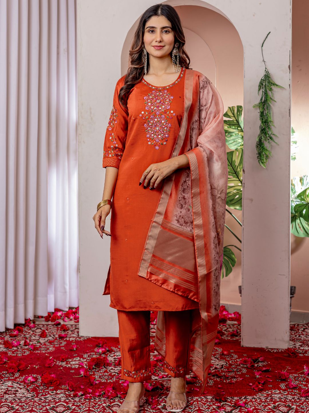 graceful viscose silk kurti pant dupatta set