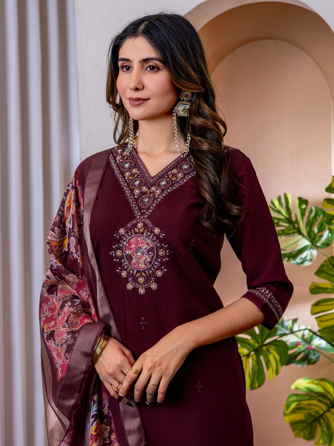 stylish & elegant straight kurti pant dupatta set for women