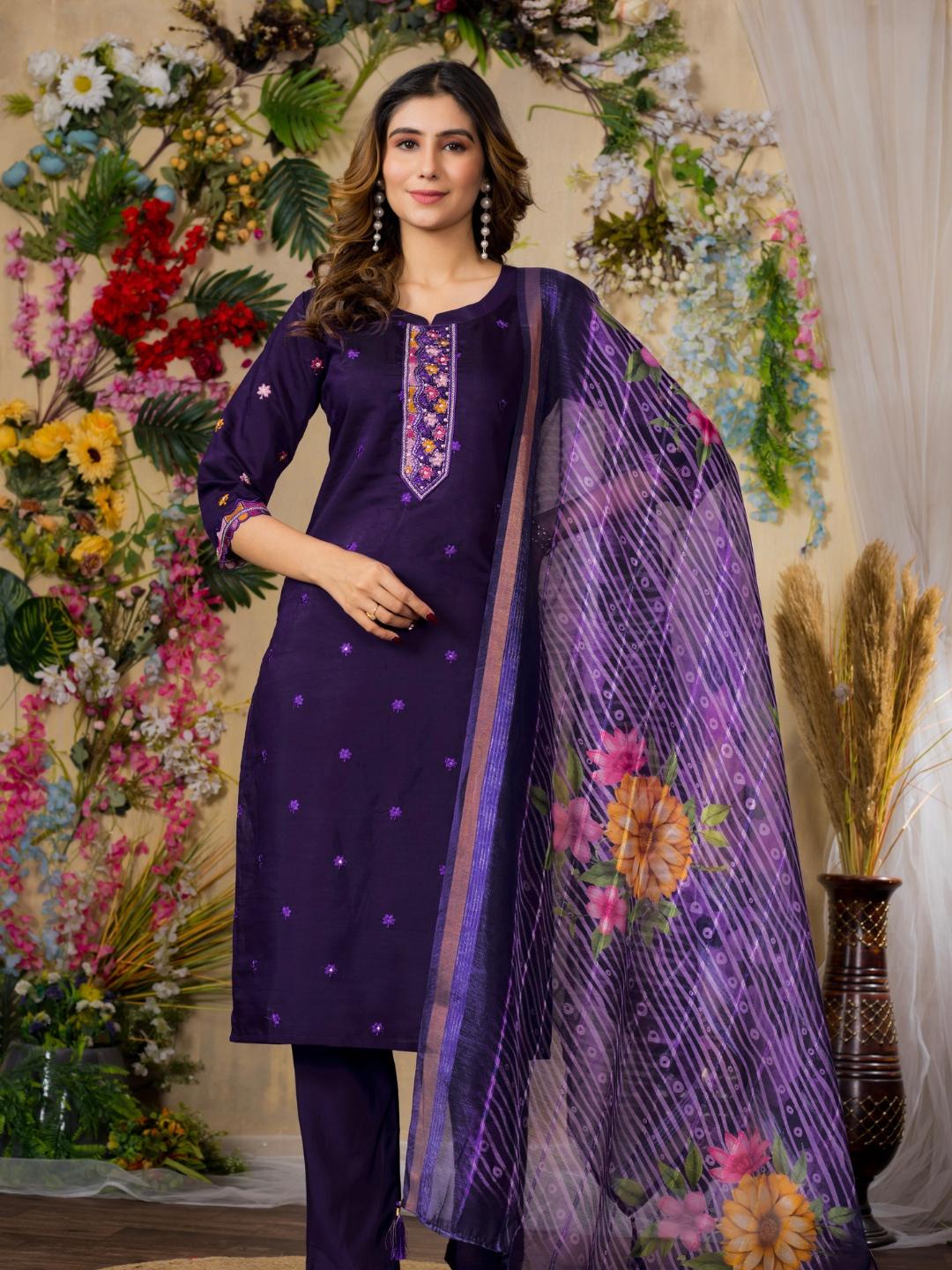 the essence of elegance – kurti pant set