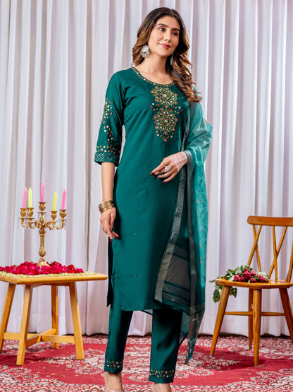 Graceful Viscose Silk Kurti Pant Dupatta Set
